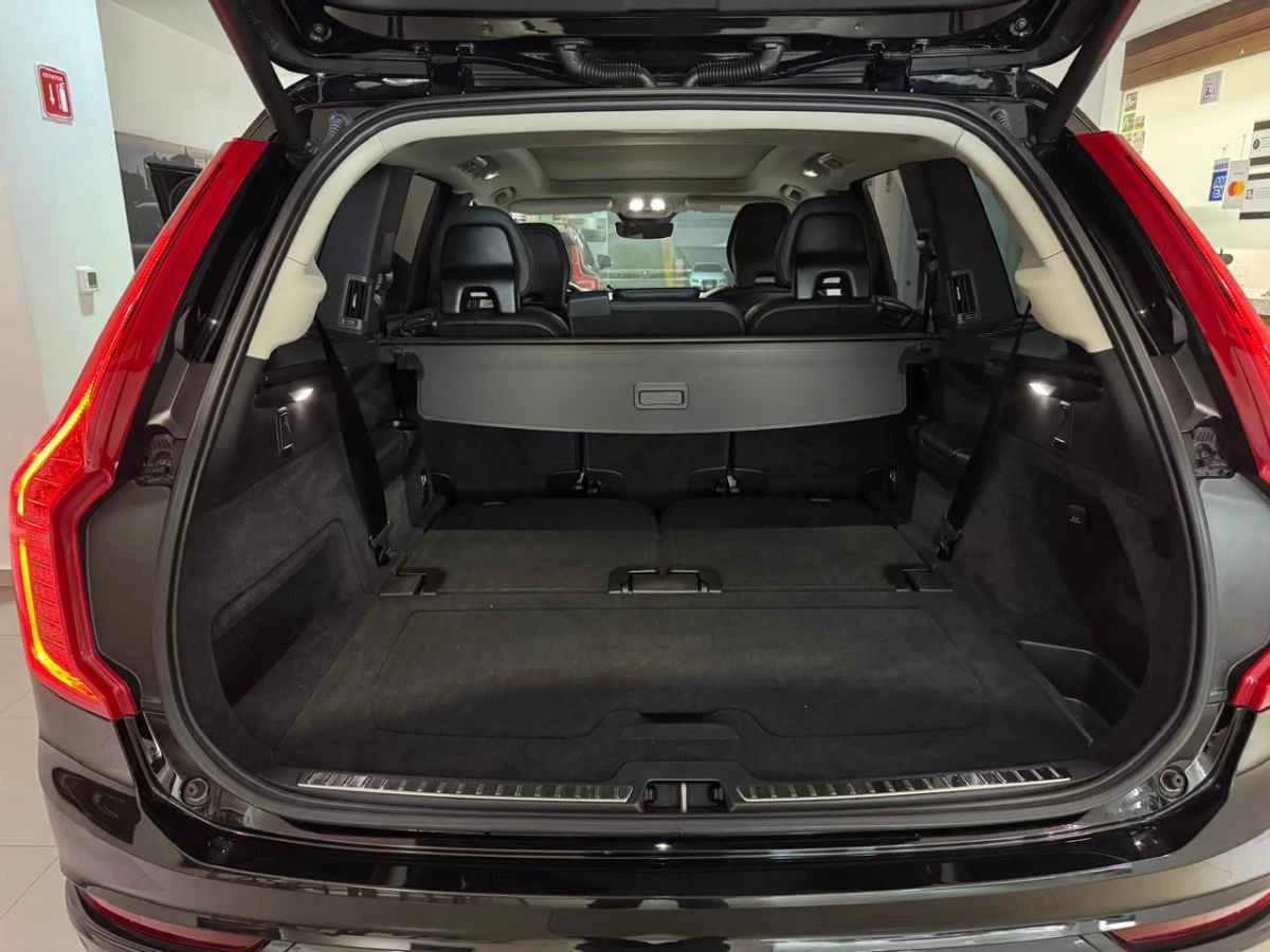 Volvo XC90 2023