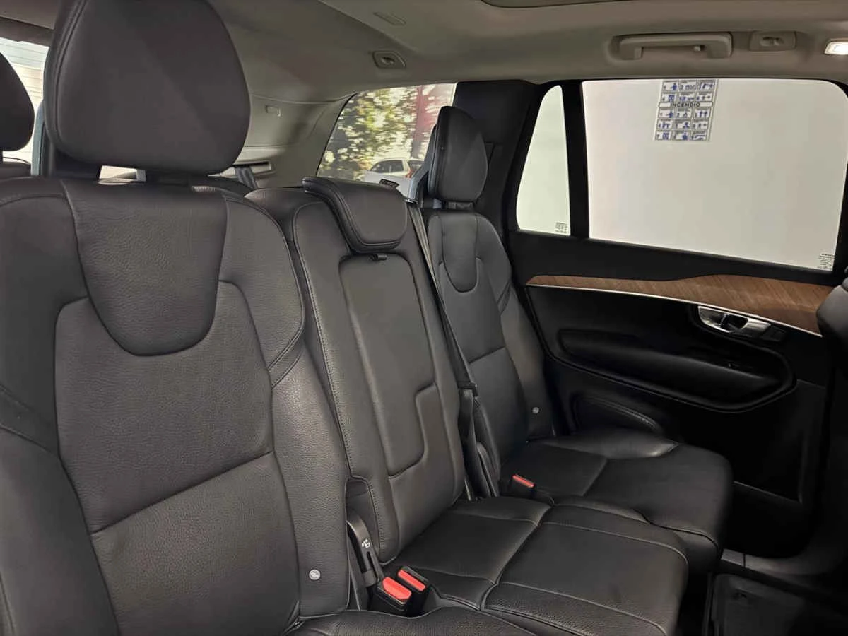Volvo XC90 2023