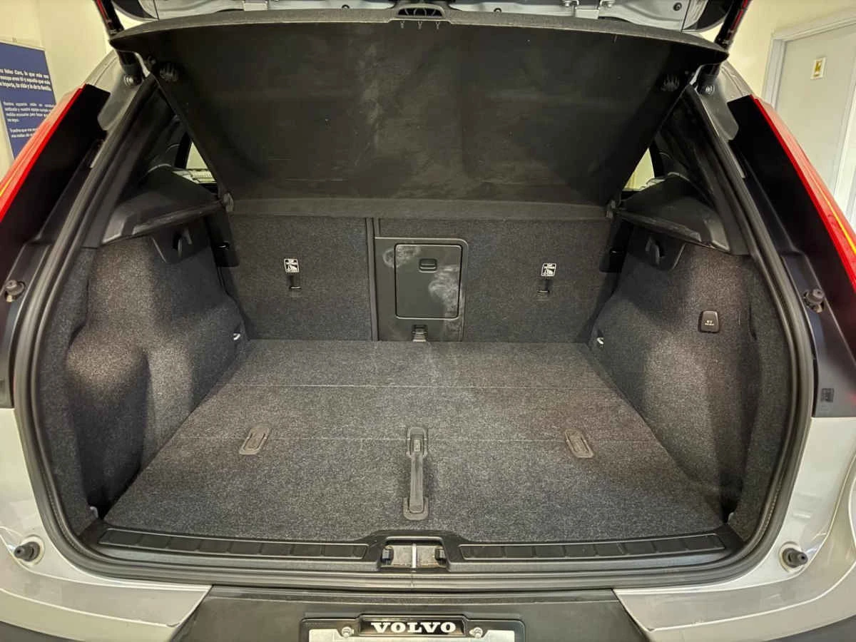 Volvo XC40 2024