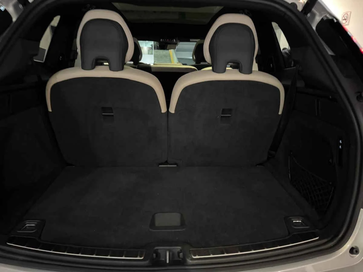 Volvo EX90 2025