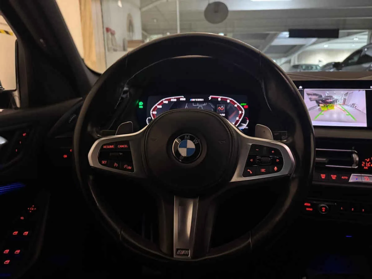 BMW M1 2021