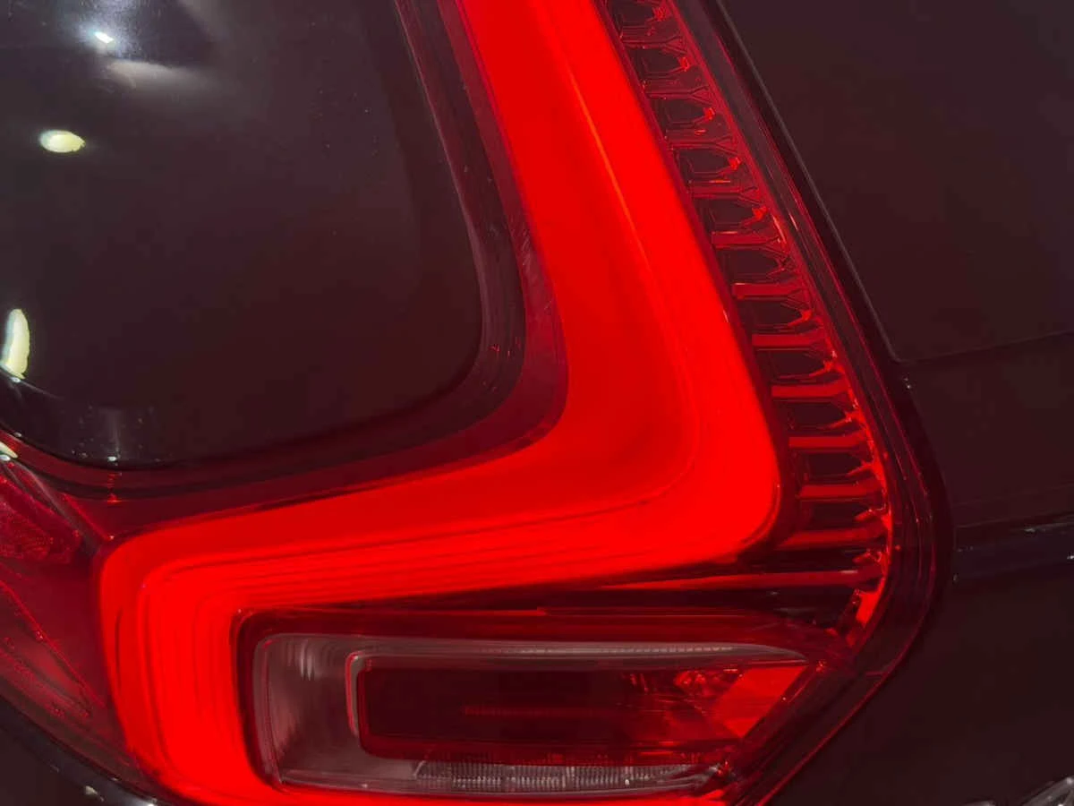 Volvo XC40 2024