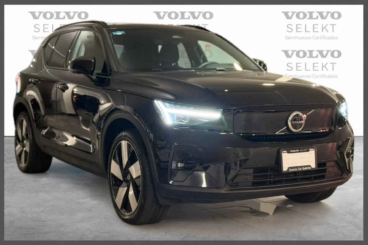 Volvo XC40 2024