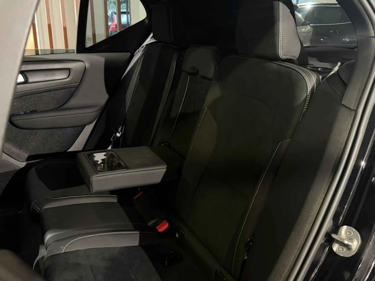 Volvo XC40 2024