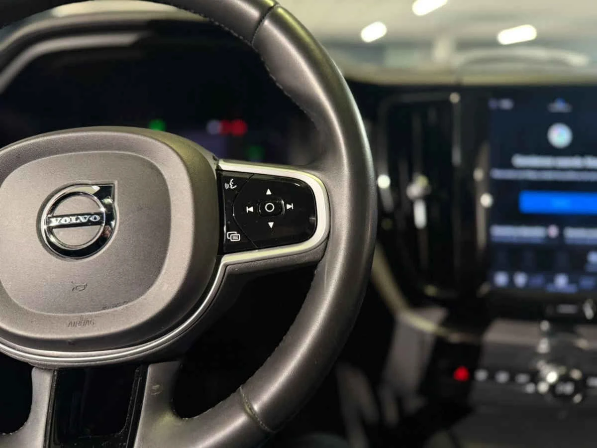 Volvo XC60 2022