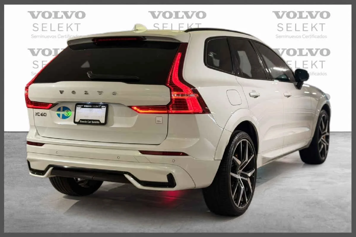 Volvo XC60 2022
