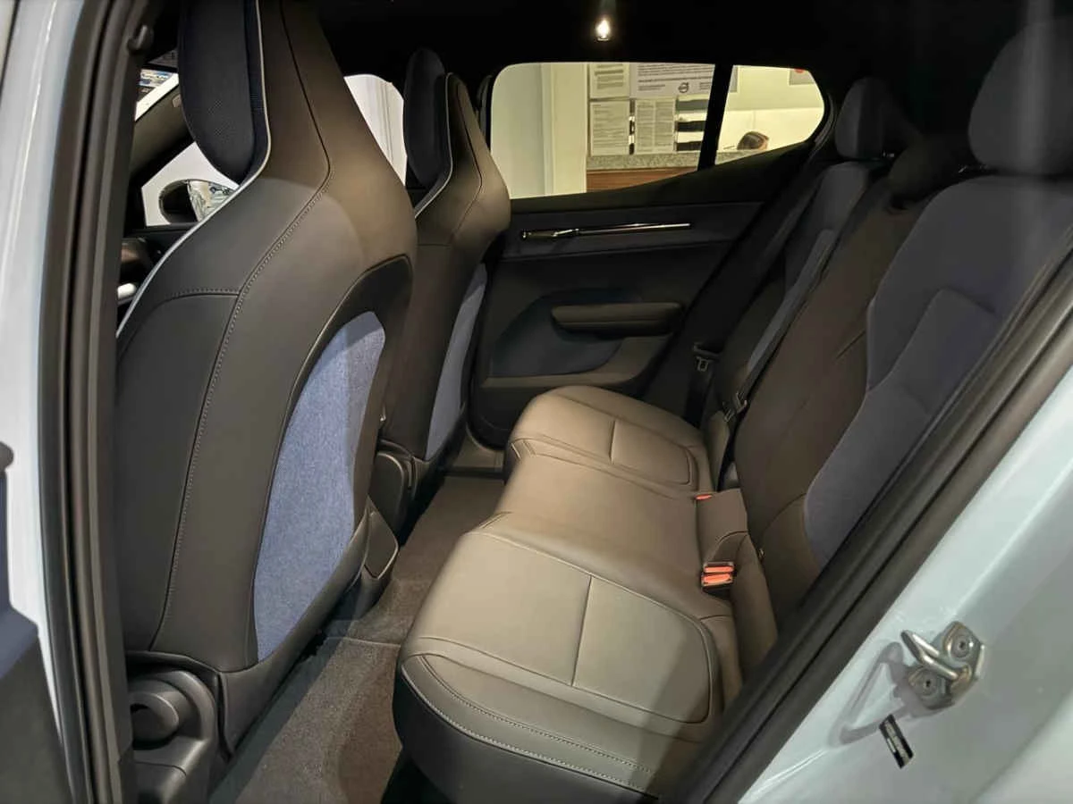 Volvo EX30 2024