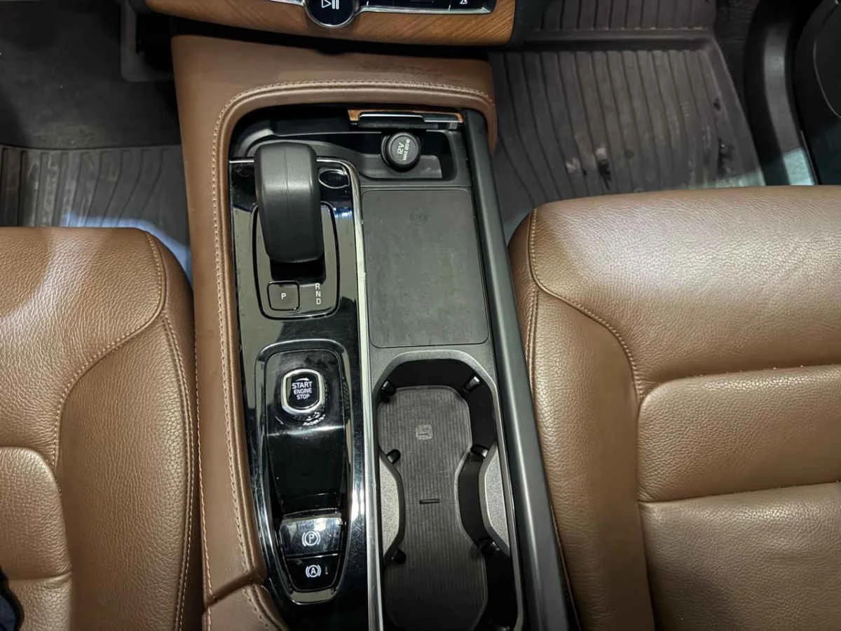 Volvo XC90 2023