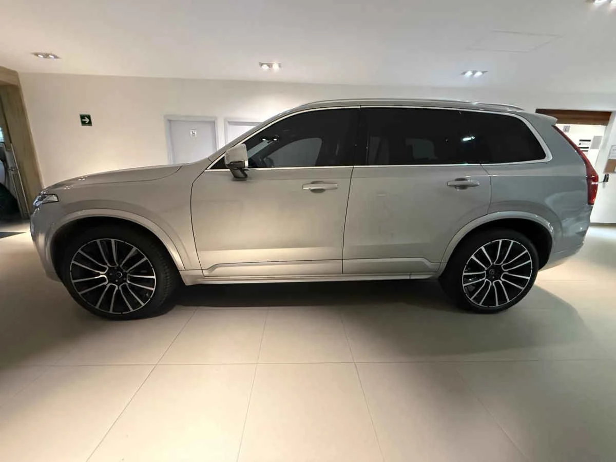 Volvo XC90 2023