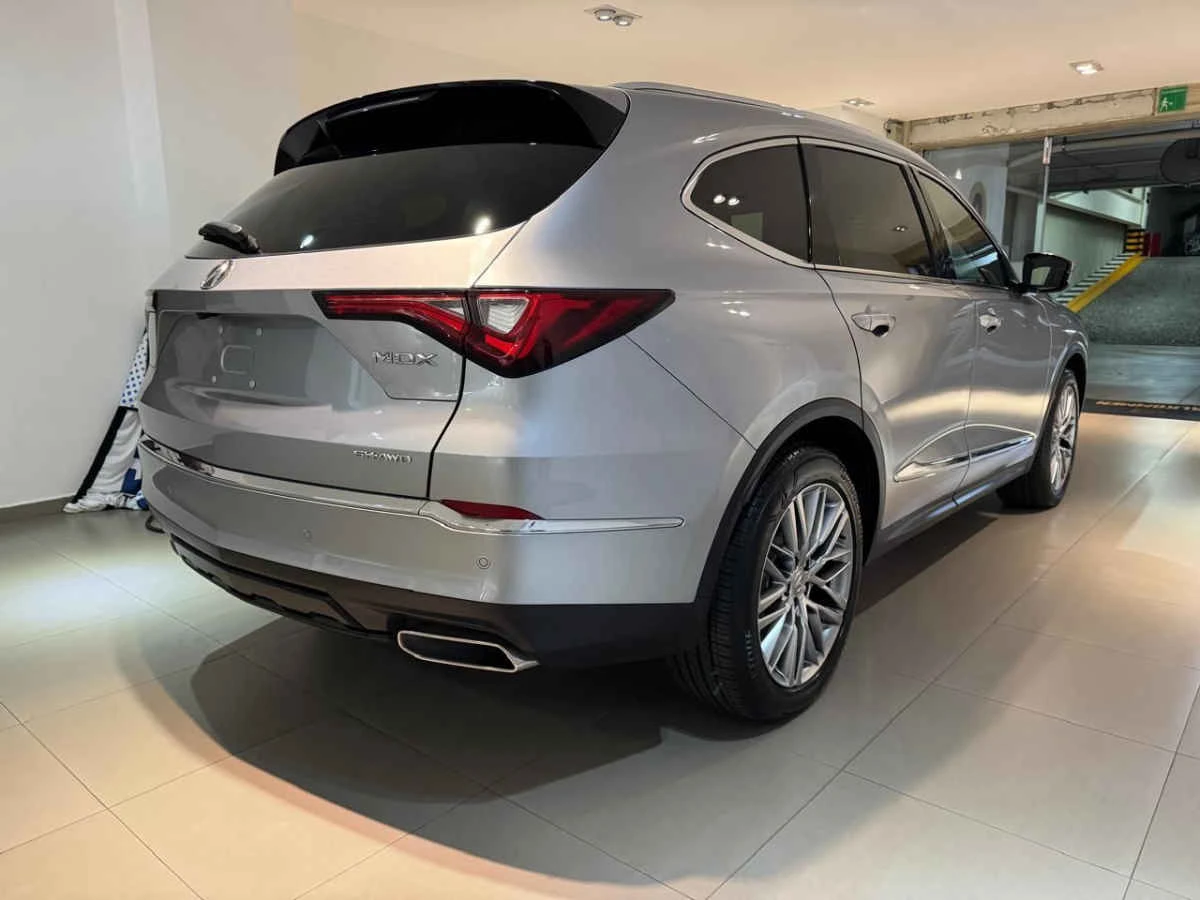 Acura MDX 2024