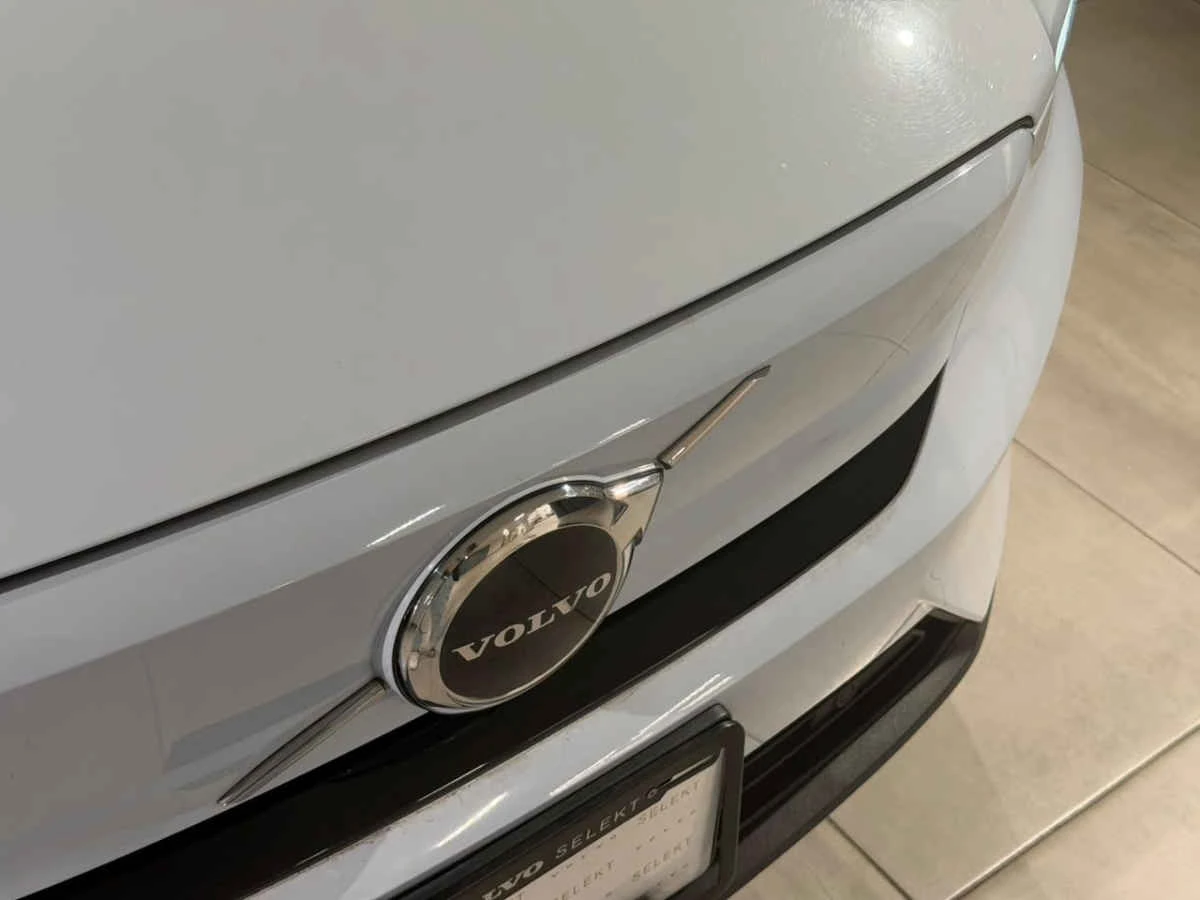 Volvo XC40 2024