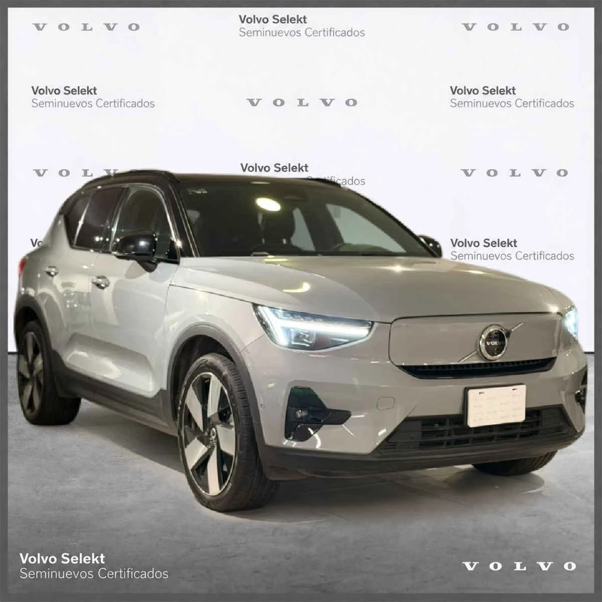 Volvo EX40 2025