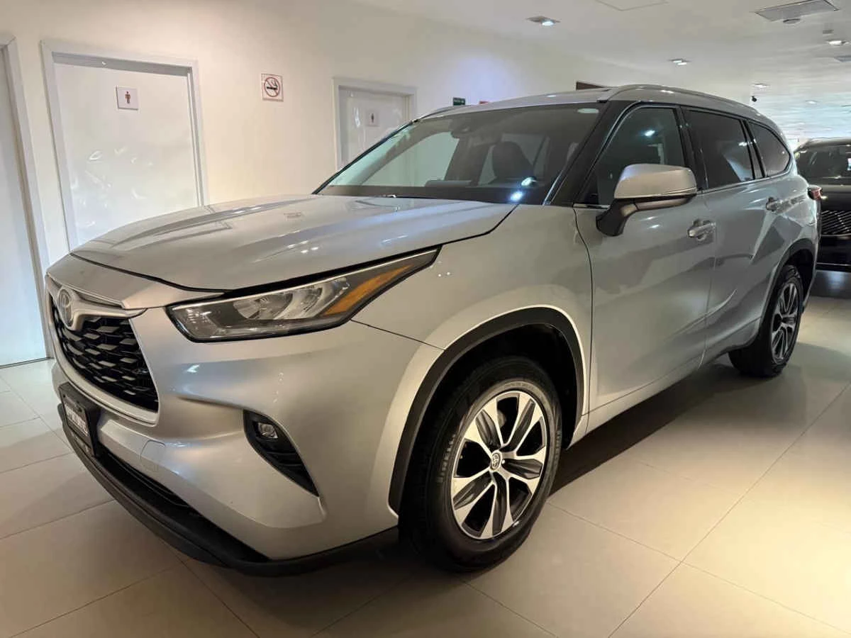 Toyota Highlander 2022