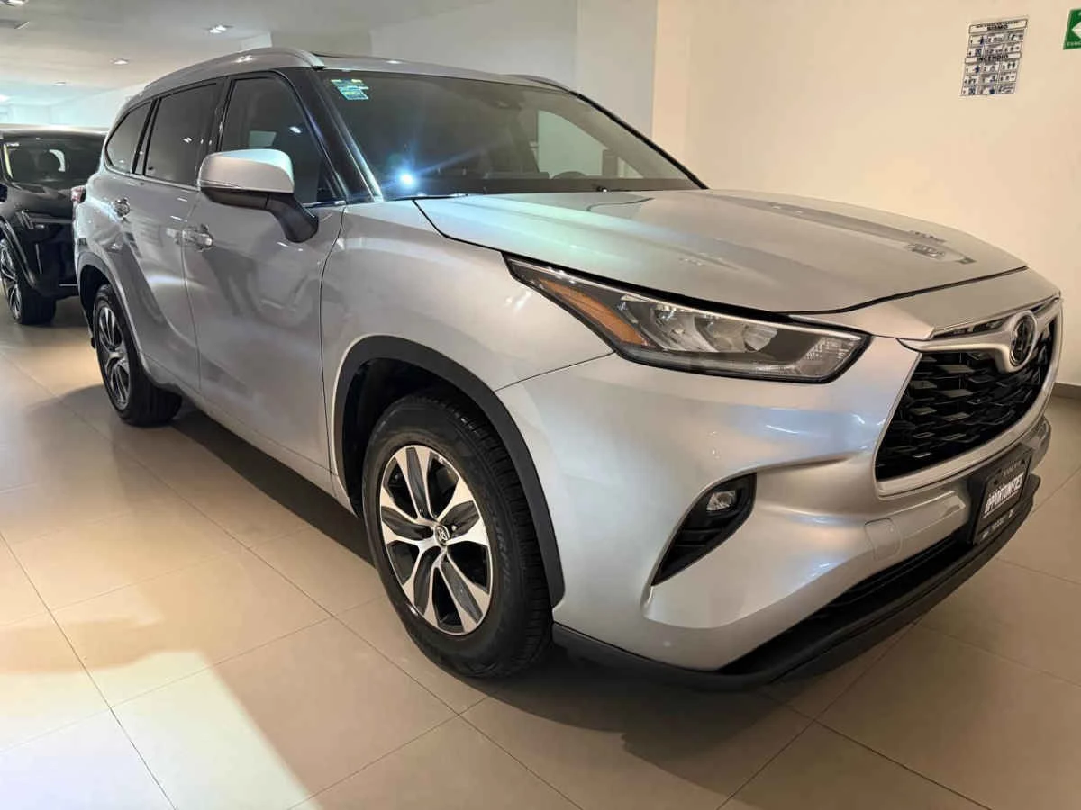 Toyota Highlander 2022