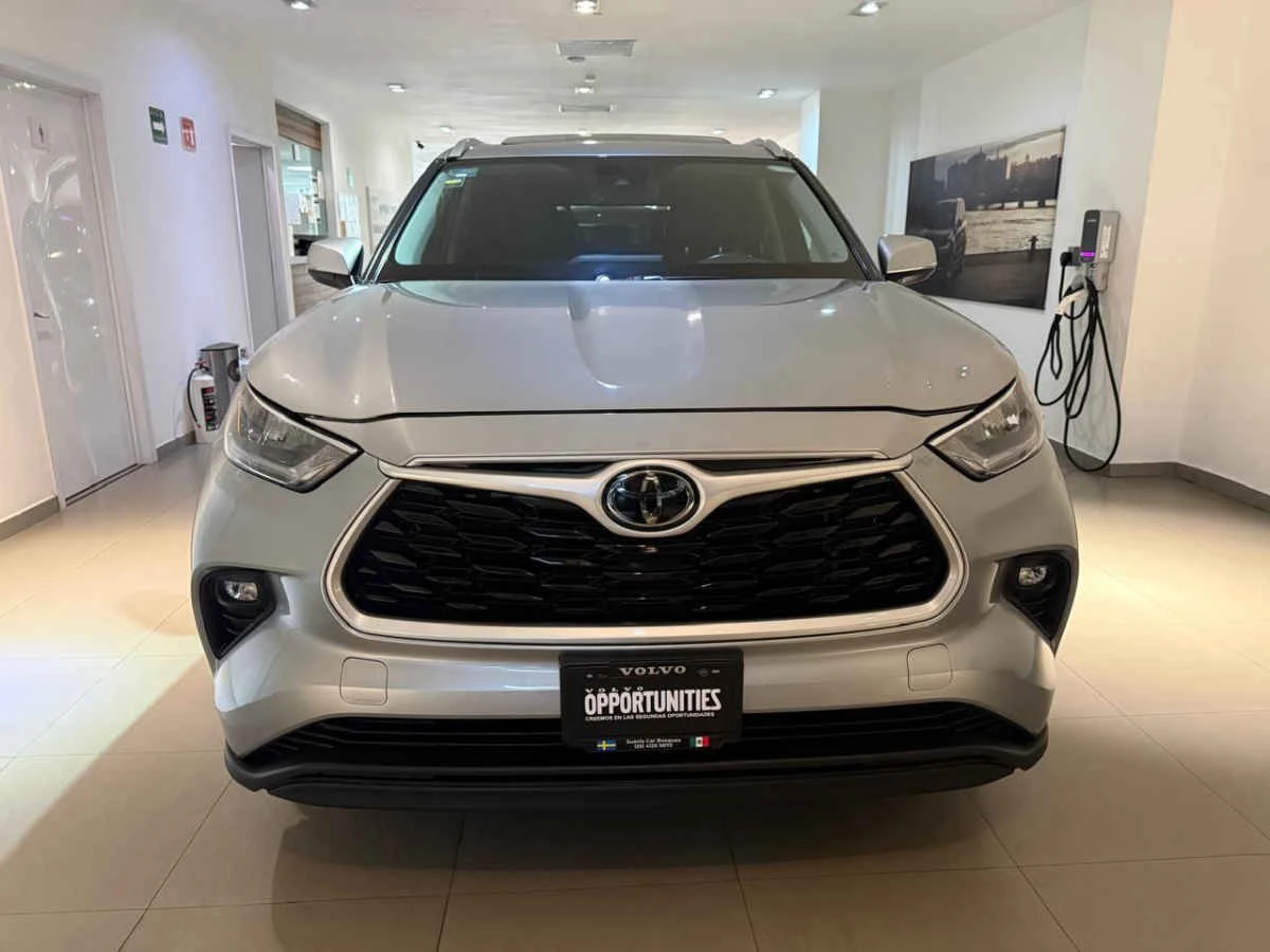 Toyota Highlander 2022